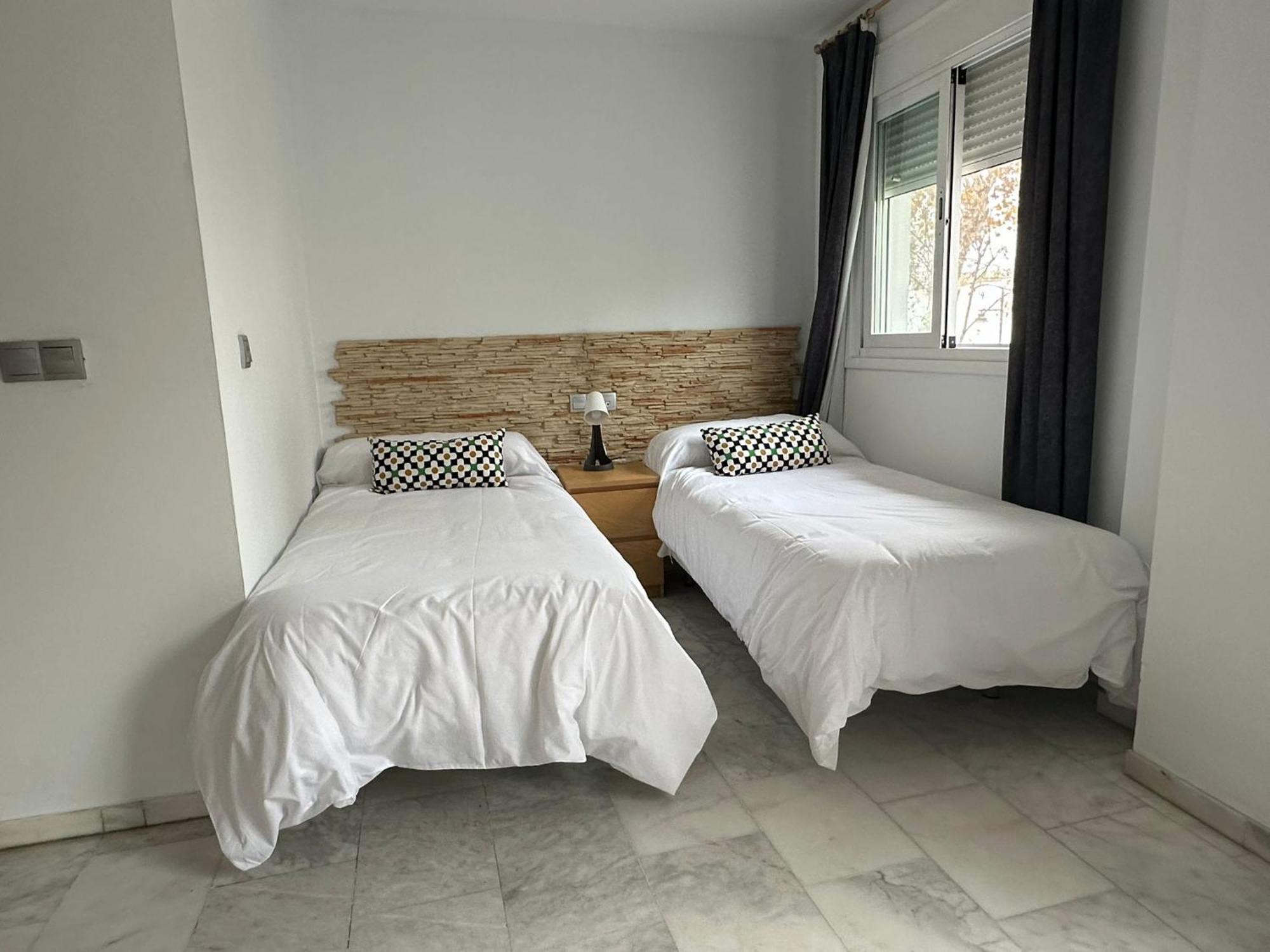 Apartahotel Dona Reyes Chipiona Extérieur photo