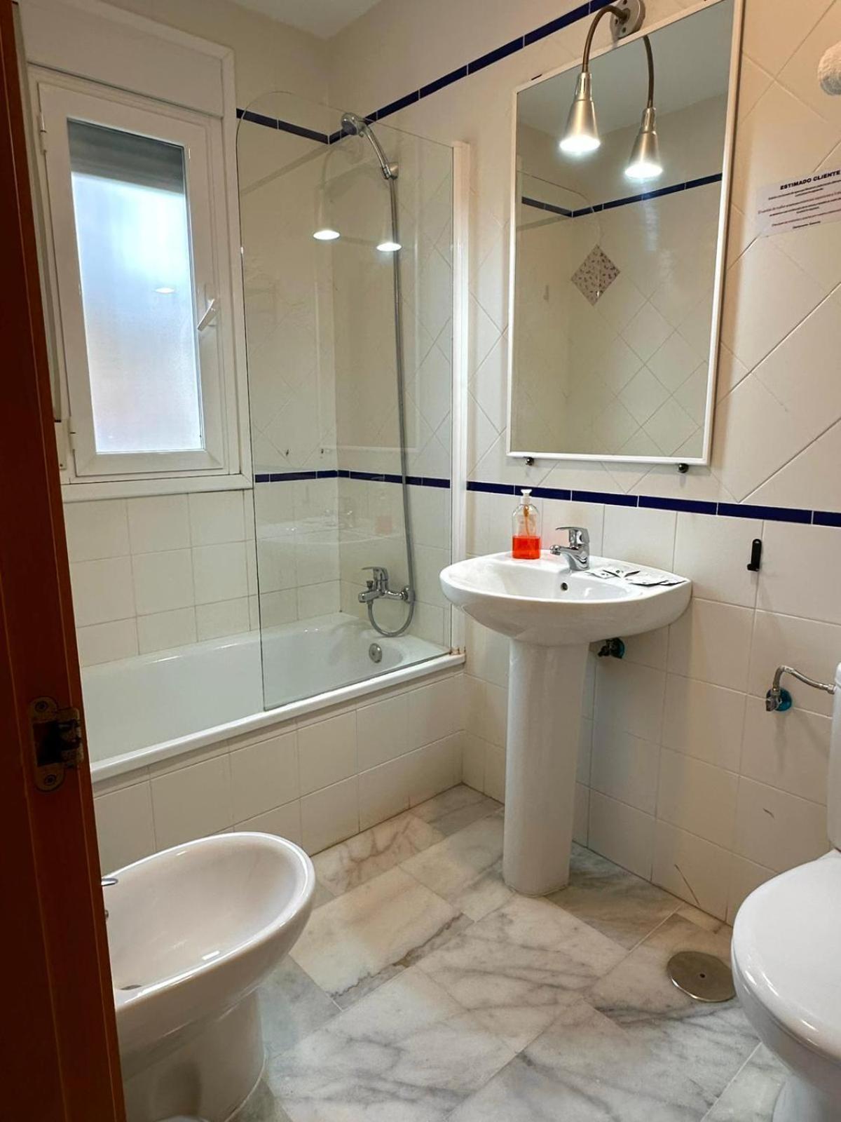 Apartahotel Dona Reyes Chipiona Extérieur photo